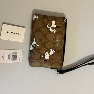 Coach Khaki Multi Tag - White and Black